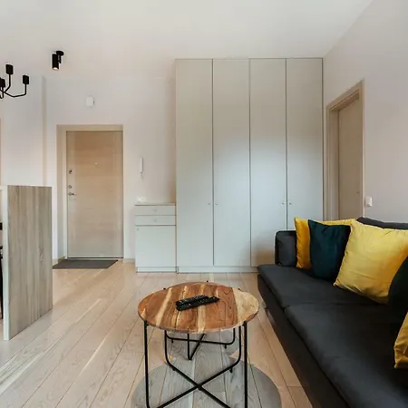 شقة Bright And Modern Central *