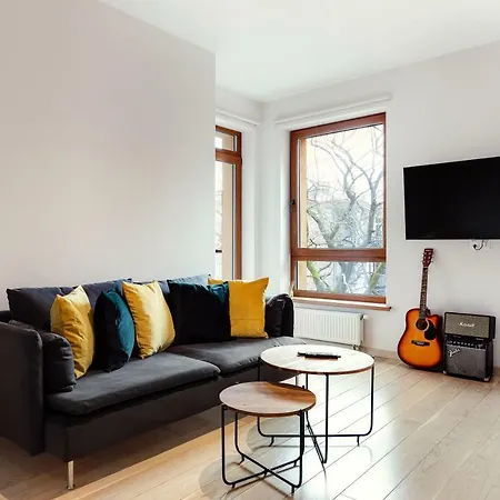 Bright And Modern Central * فيلنيوس