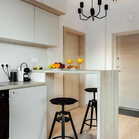 Bright And Modern Central *